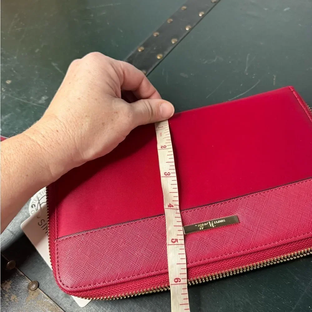 Simply Noelle Red Wristlet Wallet New With Tags